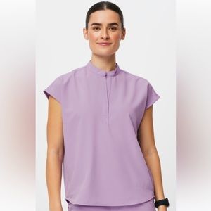 FIGS oversized rafeala scrub top